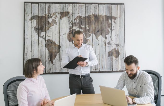 business-people-working-with-laptop-office (1)